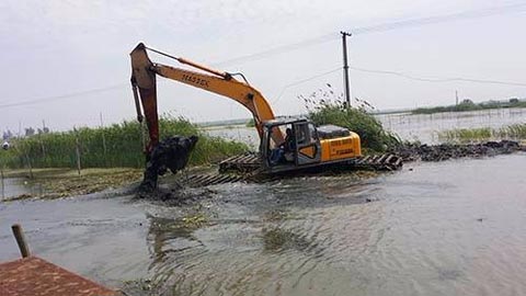 水陸挖掘機改裝